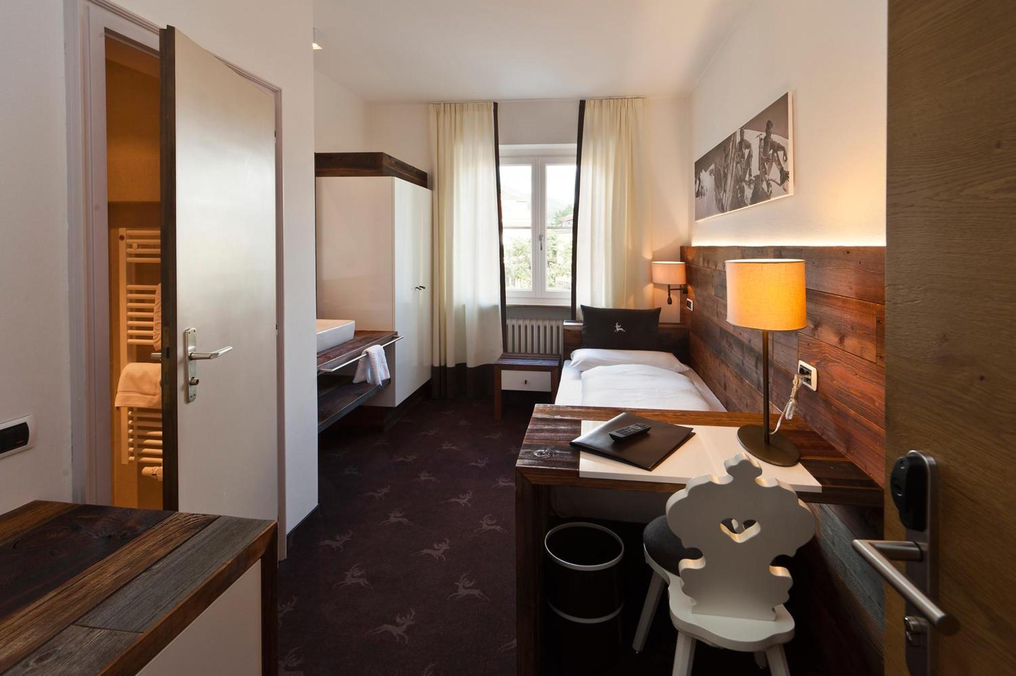 Hotel Ander بَرونيكو المظهر الخارجي الصورة